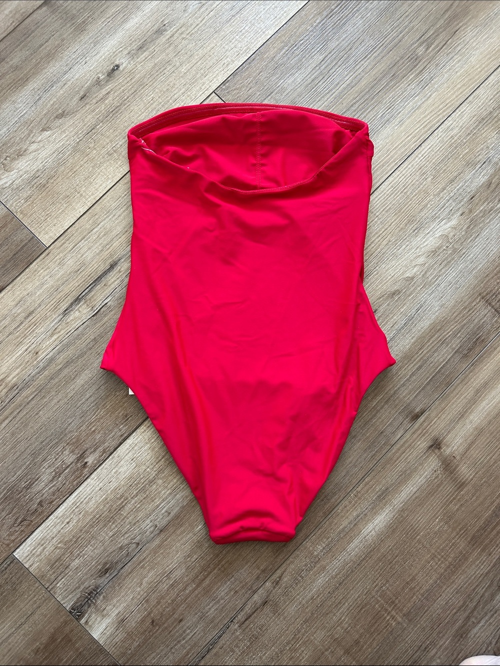 Women’s Vince poppy red strapless one piece swim new small XS - Picture 4 of 4